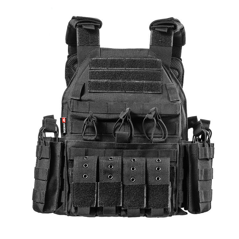 Comfortable and reliable tactical vest for quick access to Gel Blaster gear